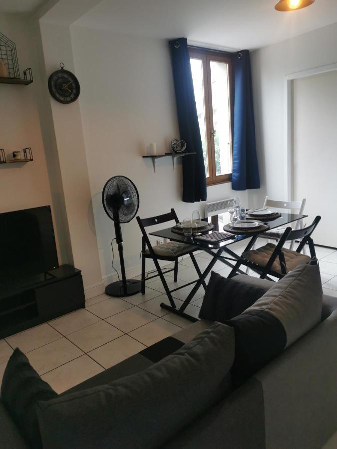 Charmant Appartement A 1 Minute Du Lac Annecy Esterno foto